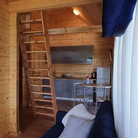 Niezapominajki-domki I Nad Brzegiem Jeziora Дом отдыха Гижицко