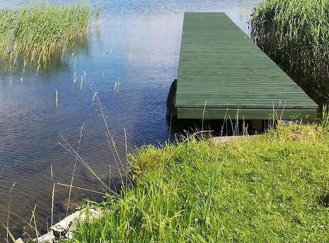 Dom wakacyjny Niezapominajki-domki I Nad Brzegiem Jeziora *