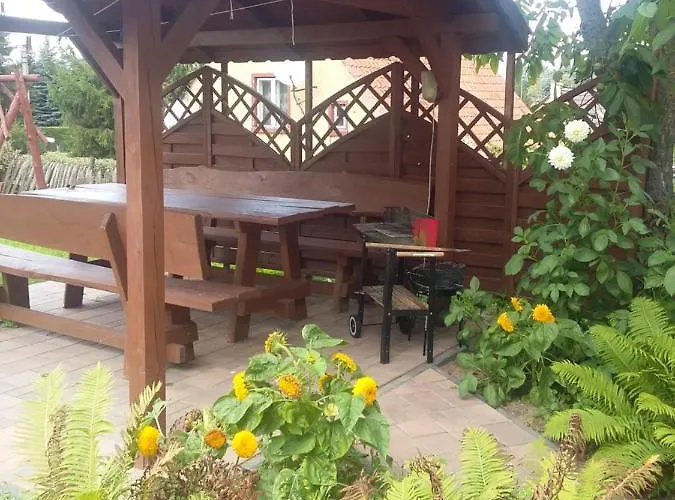 Dom wakacyjny Niezapominajki-domki I Nad Brzegiem Jeziora Giżycko