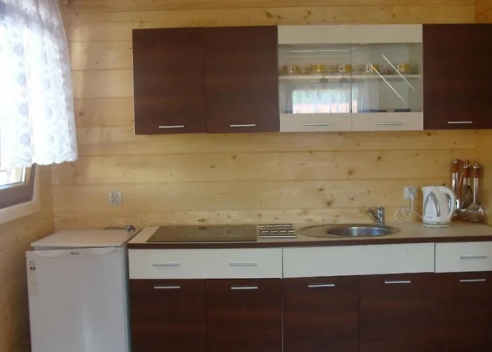 Niezapominajki-domki I Nad Brzegiem Jeziora *