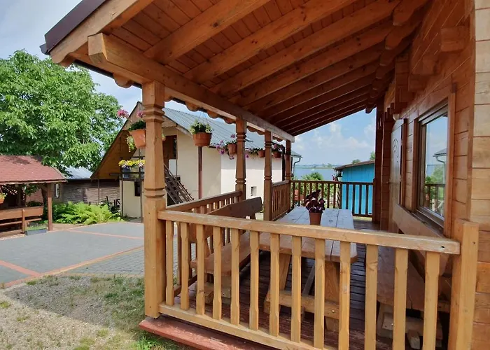 Dom wakacyjny Niezapominajki-domki I Nad Brzegiem Jeziora Giżycko