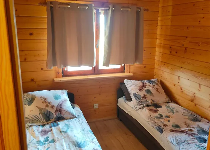 Niezapominajki-domki I Nad Brzegiem Jeziora Dom wakacyjny